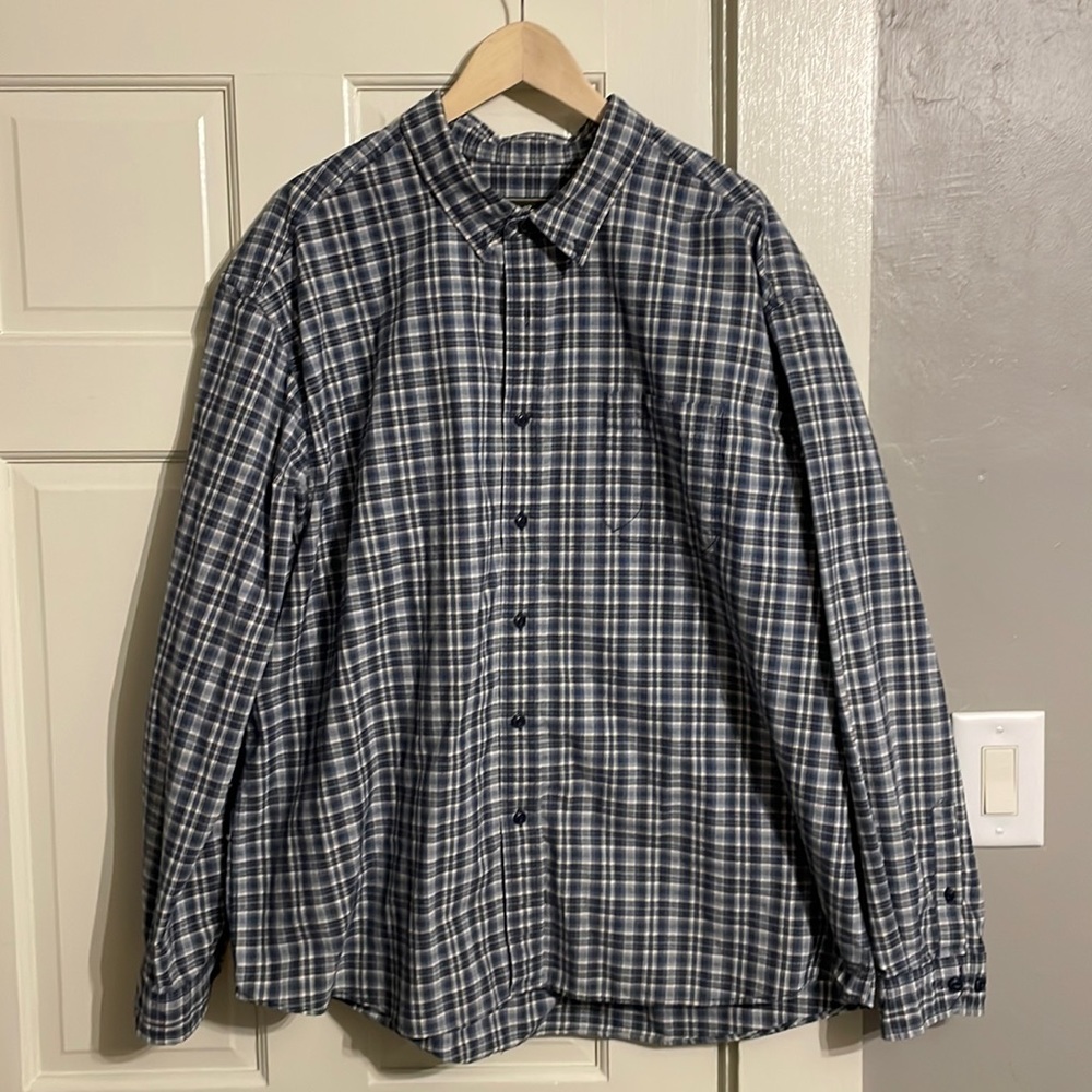 3XL blue and white EddieBauer button up